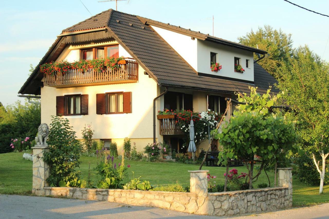 Guesthouse Ana&Ljubo Rastovaca Exterior photo